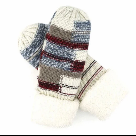 Warm mittens, multicolored - Picture 3 of 4